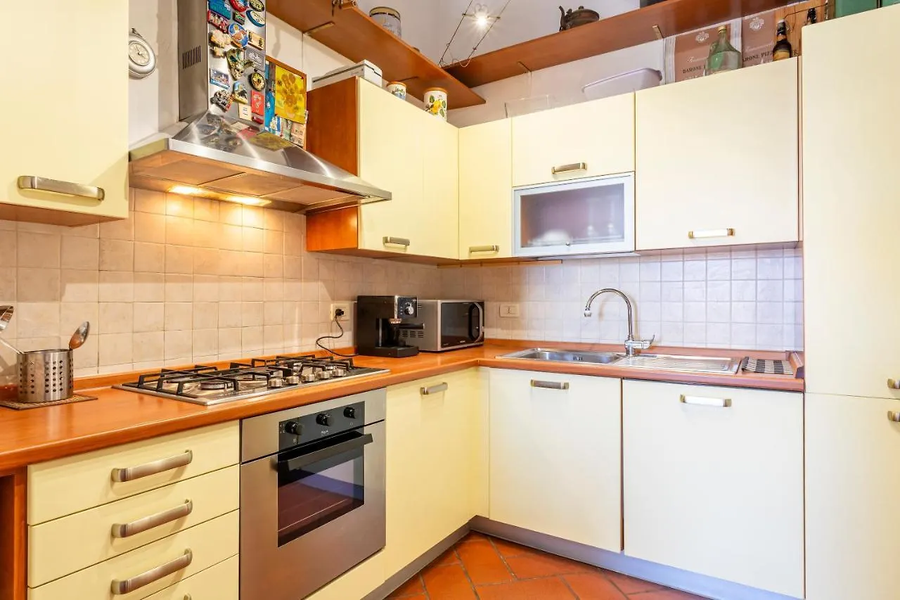 Livorno-Mercato Delle Vettovaglie Central Apt! Apartment 0*, Livorno Italy