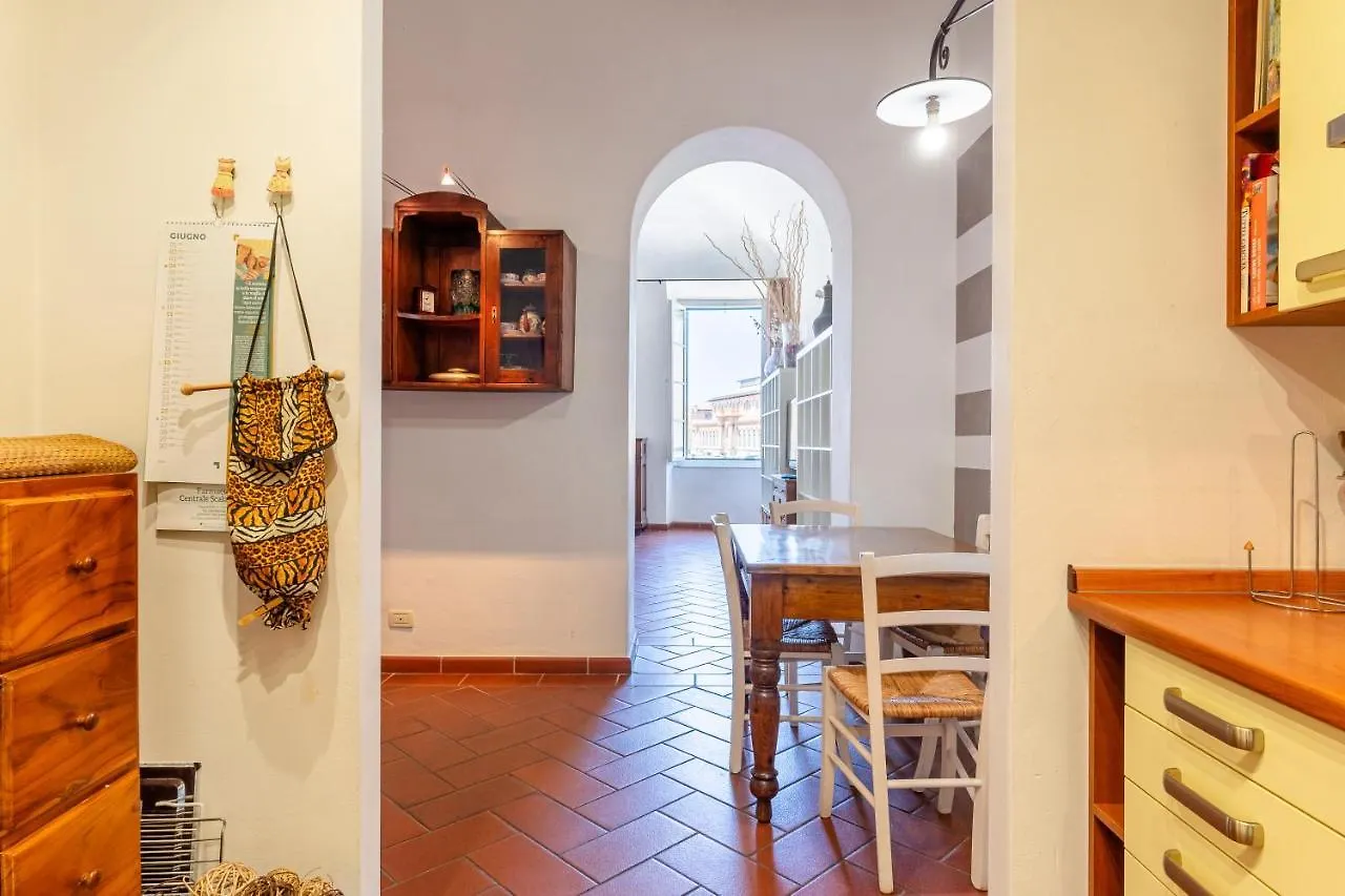 Livorno-Mercato Delle Vettovaglie Central Apt! Apartment 0*, Livorno