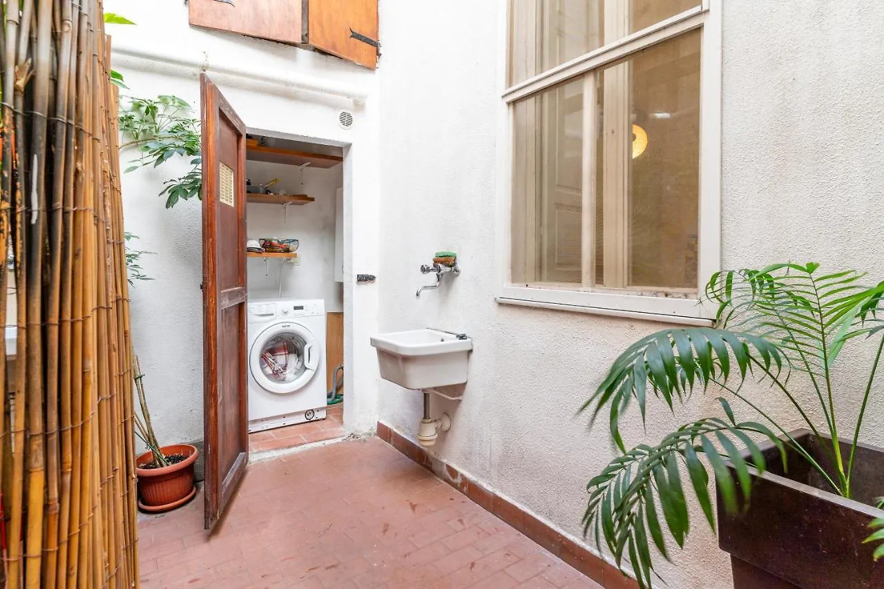 Livorno-Mercato Delle Vettovaglie Central Apt! Apartment 0*, Livorno